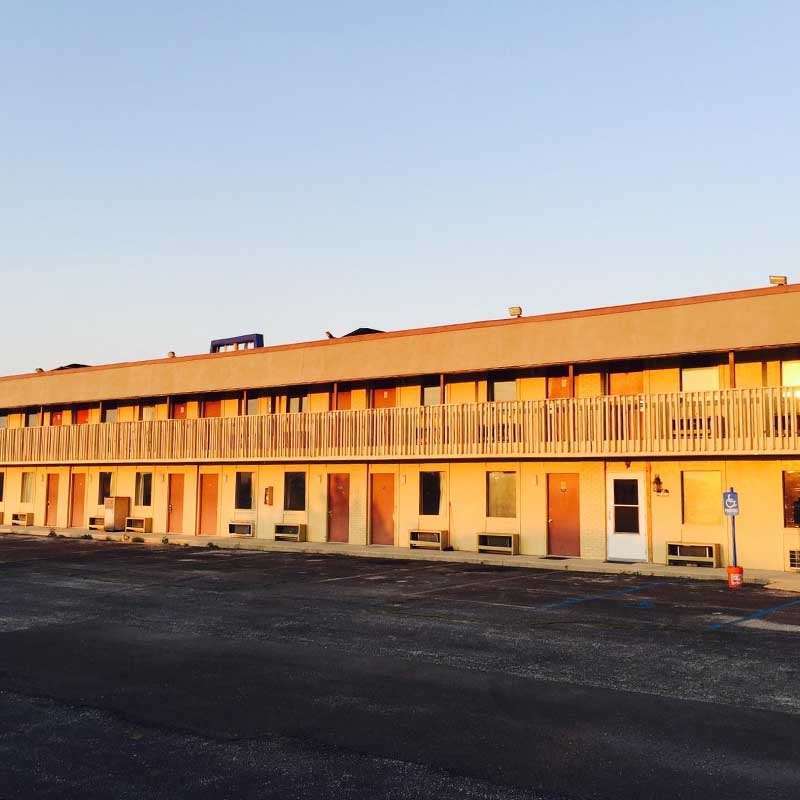 Knights Inn Мерилвил Екстериор снимка